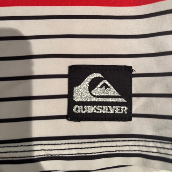 QuickSilver Board Shorts - Size 38 - Picture 5 of 6